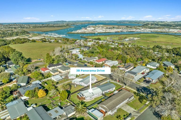 Photo of property in 3b Panorama Drive, Parahaki, Whangarei, 0112