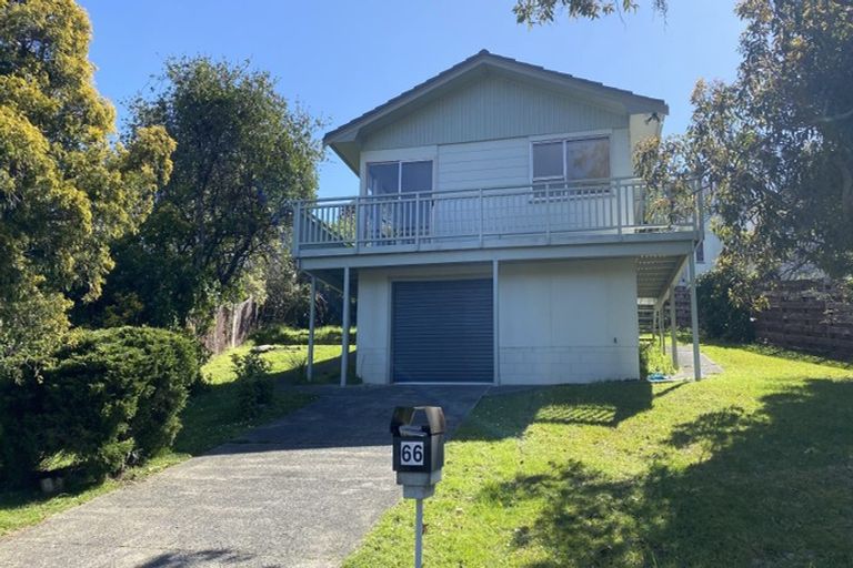 Photo of property in 66 Lavery Place, Sunnynook, Auckland, 0632