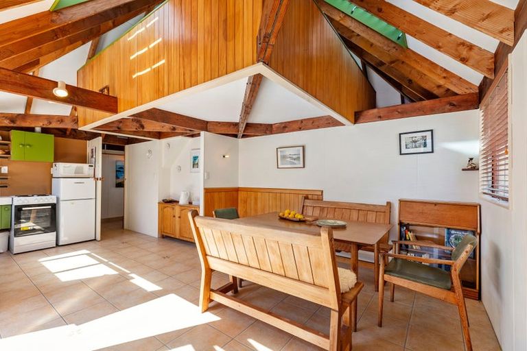 Photo of property in 393b Oceanbeach Road, Mount Maunganui, 3116