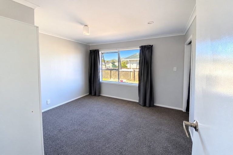 Photo of property in 12 Camellia Avenue, Bell Block, New Plymouth, 4312