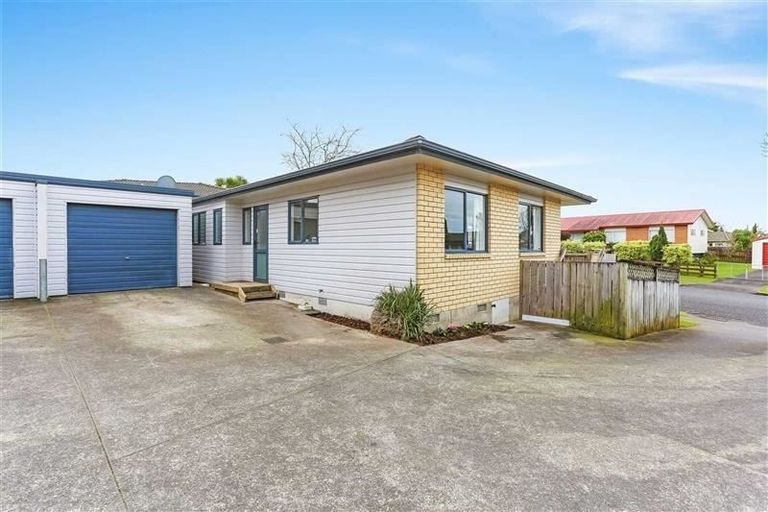 Photo of property in 1/34 Limond Street, Randwick Park, Auckland, 2105