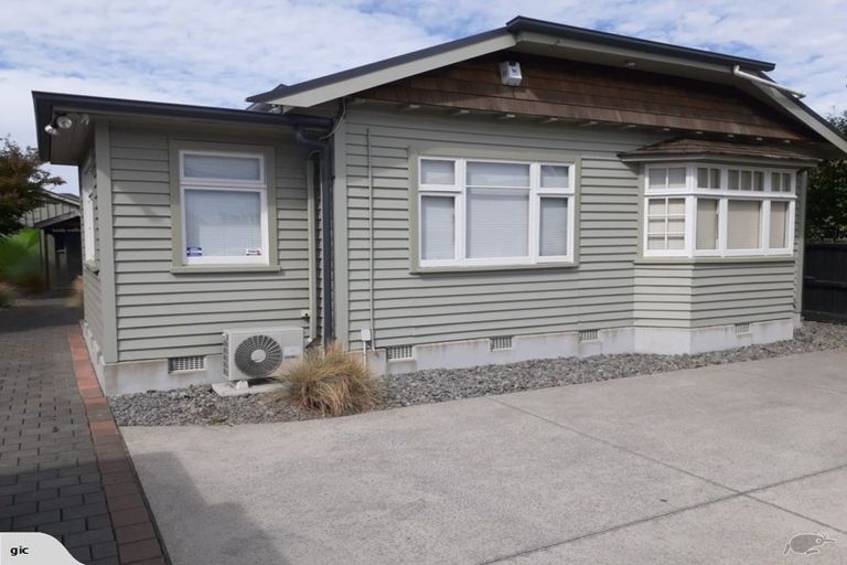 Photo of property in 162 Clarence Street, Riccarton, Christchurch, 8011