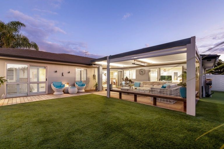 Photo of property in 81 Katerini Grove, Papamoa Beach, Papamoa, 3118