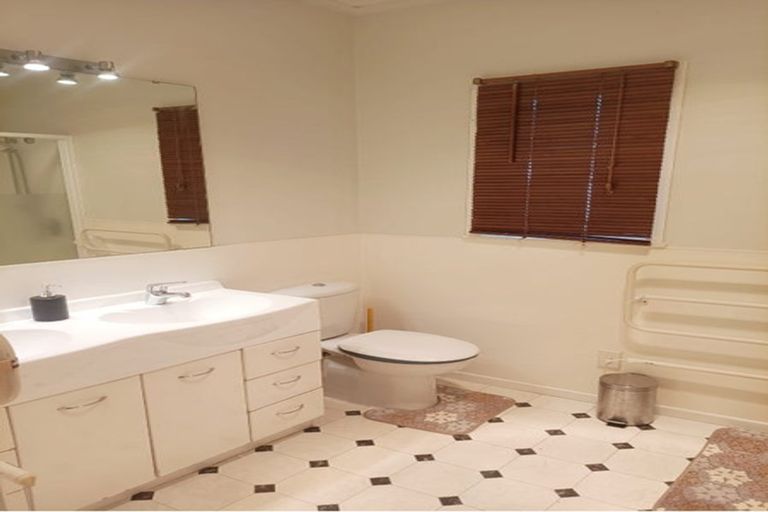 Photo of property in 4 Grand Drive, Remuera, Auckland, 1050