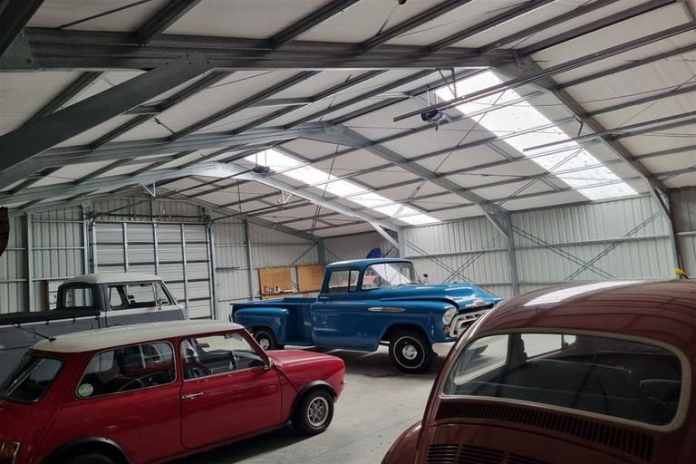 Photo of property in 71 Railway Road, Dalefield, Carterton, 5791