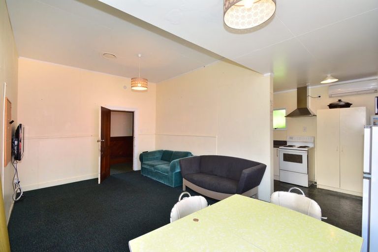 Photo of property in 122 Harbour Terrace, North Dunedin, Dunedin, 9016