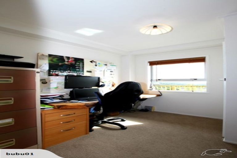 Photo of property in 6 Causeway Road, Haruru, 0204