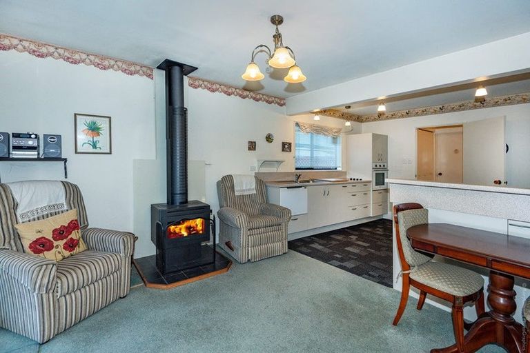 Photo of property in 2/18 Ensors Road, Opawa, Christchurch, 8023