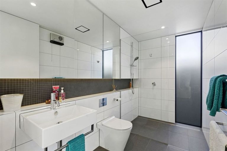 Photo of property in 157 Puriri Street, Fendalton, Christchurch, 8041