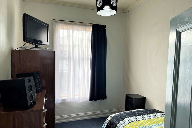 Photo of property in 15 May Street, Waiwera South, Clinton, 9584