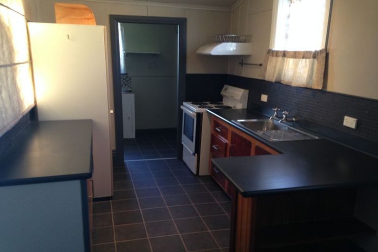 Photo of property in 255 Oxford Street, South Dunedin, Dunedin, 9012