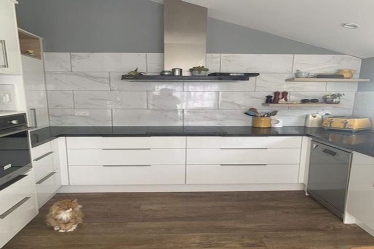 Photo of property in 112 Heke Street, Ngaio, Wellington, 6035