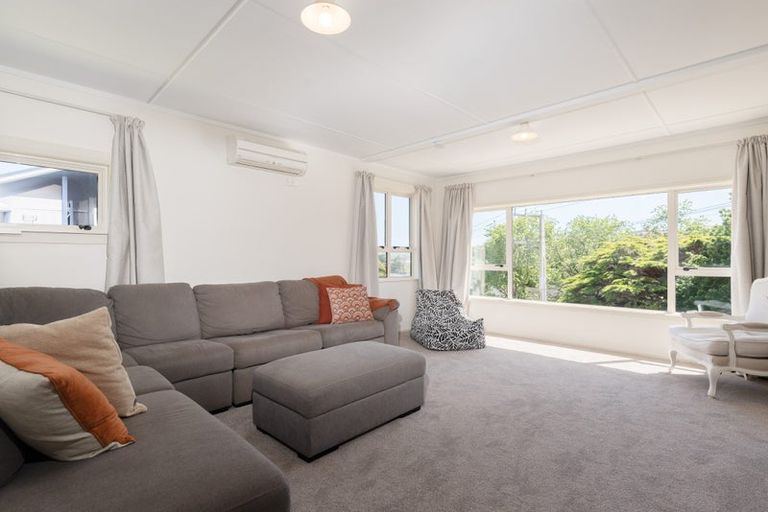 Photo of property in 10 Arawhata Street, Ranui, Porirua, 5024