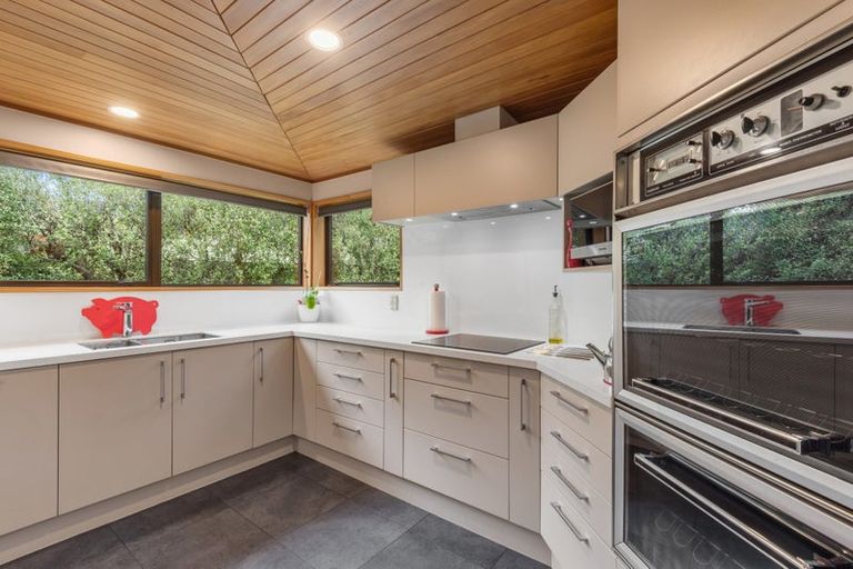Photo of property in 24 Highland Place, Avonhead, Christchurch, 8042