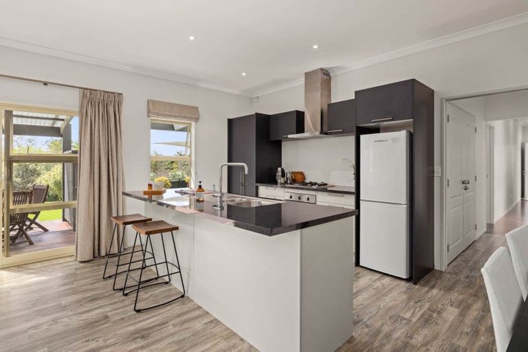 Photo of property in 17 Riddell Road, Kerikeri, 0230