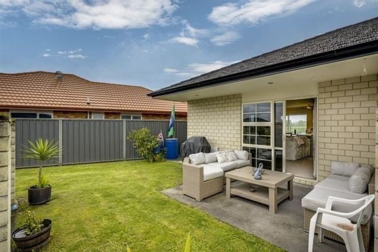 Photo of property in 39 Mcnaughton Place, Onekawa, Napier, 4110