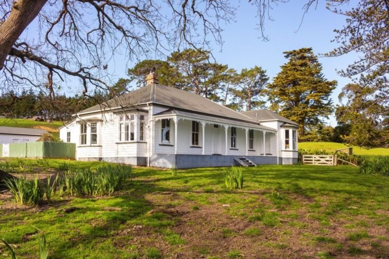 Photo of property in 5 Daisy Burrell Drive, Gulf Harbour, Whangaparaoa, 0930