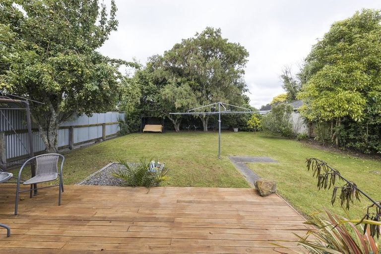 Photo of property in 32 Thomson Street, West End, Palmerston North, 4412