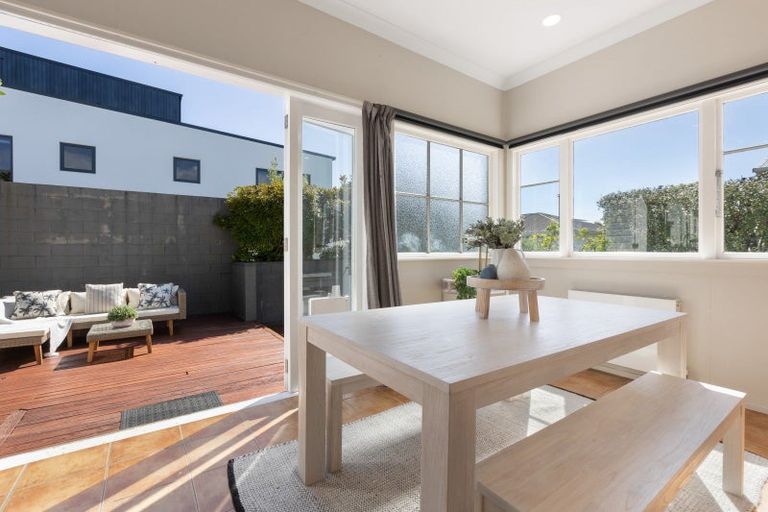 Photo of property in 19 Beach Street, Fitzroy, New Plymouth, 4312