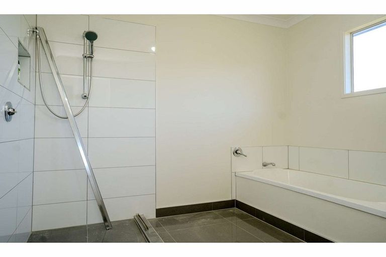 Photo of property in 25 Alderton Drive, Kerikeri, 0230