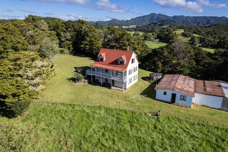 Photo of property in 3118 Russell Road, Punaruku, Hikurangi, 0184