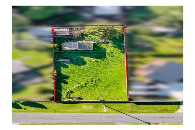 Photo of property in 40 Bear Street, Waverley, 4510