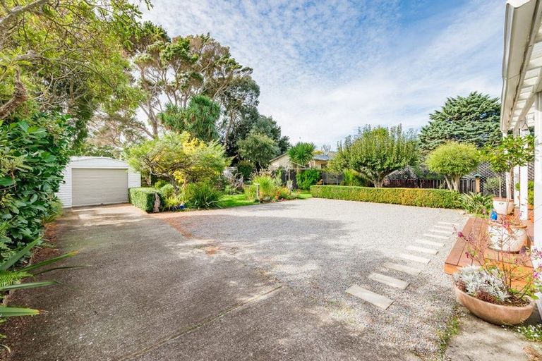 Photo of property in 70 Kapiti Road, Paraparaumu, 5032