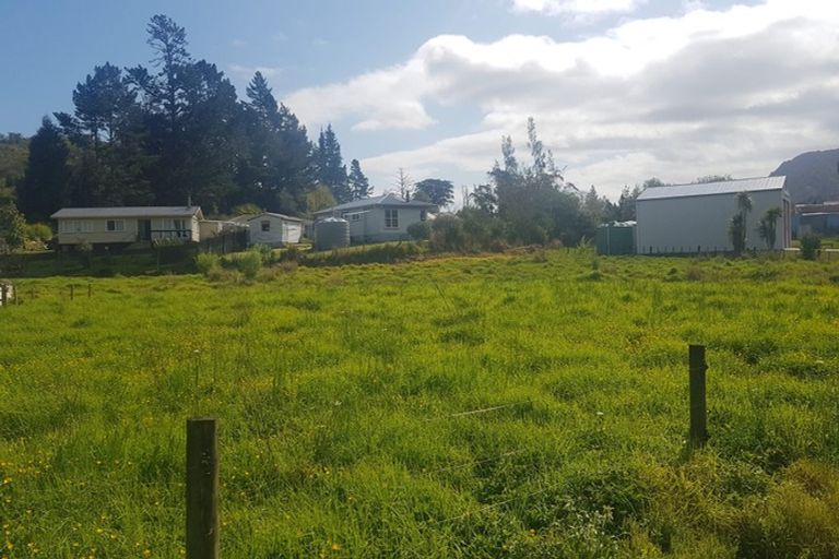 Photo of property in 8 Teachers Road, Broadwood, Kohukohu, 0491
