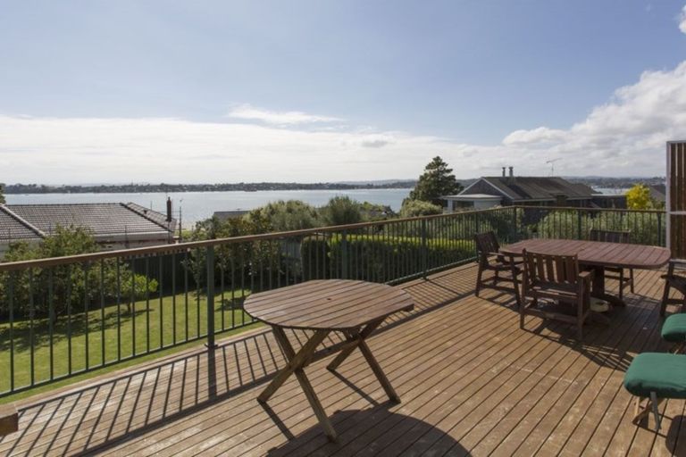 Photo of property in 14 Vanessa Crescent, Glendowie, Auckland, 1071