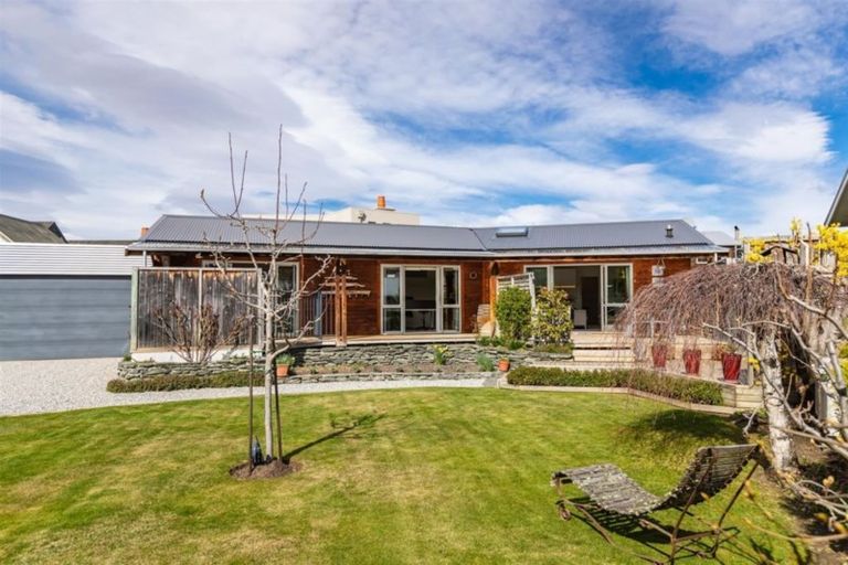 Photo of property in 6 Pritchard Place, Arrowtown, 9302