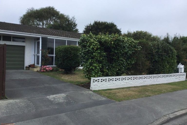 Photo of property in 30 Gladson Avenue, Sockburn, Christchurch, 8042