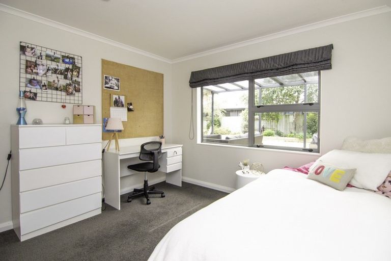 Photo of property in 26 Pegasus Place, Kelvin Grove, Palmerston North, 4414