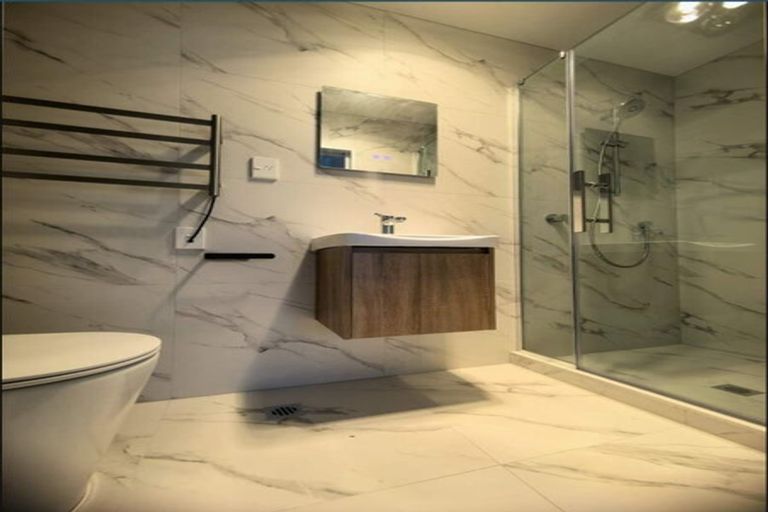 Photo of property in 14a Elcoat Avenue, Te Atatu South, Auckland, 0610