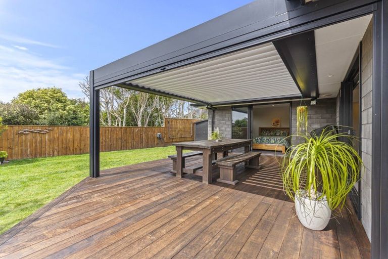 Photo of property in 52 Dillon Drive, Bell Block, New Plymouth, 4312