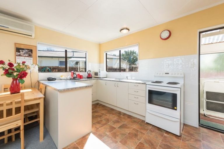 Photo of property in 27 Ranui Road, Stoke, Nelson, 7011