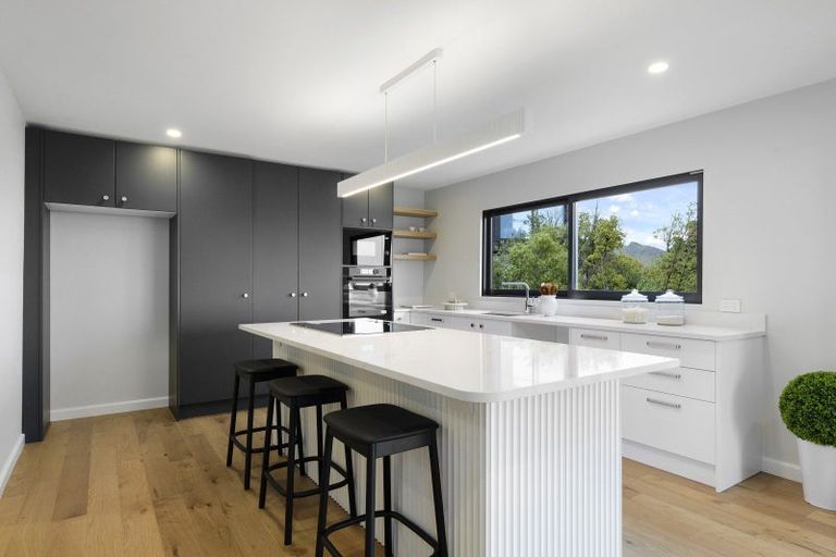 Photo of property in 7 Hatherly Lane, Mount Pleasant, Christchurch, 8081