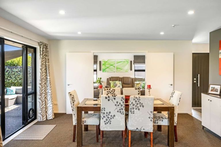 Photo of property in 30 Whincops Road, Halswell, Christchurch, 8025