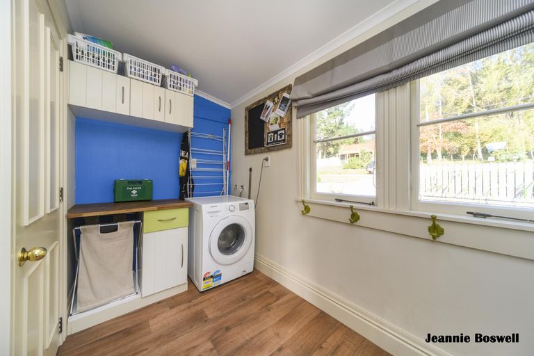 Photo of property in 110 Hastings Street, Halcombe, Feilding, 4779