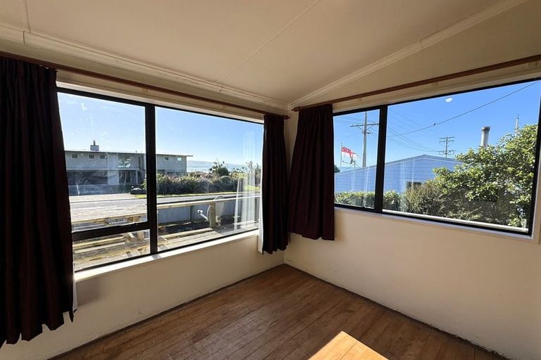 Photo of property in 7 Rimu Street, Kaka Point, Balclutha, 9271