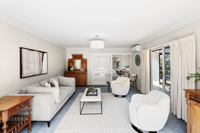 Photo of property in 2/14b Penhelig Place, Burnside, Christchurch, 8053