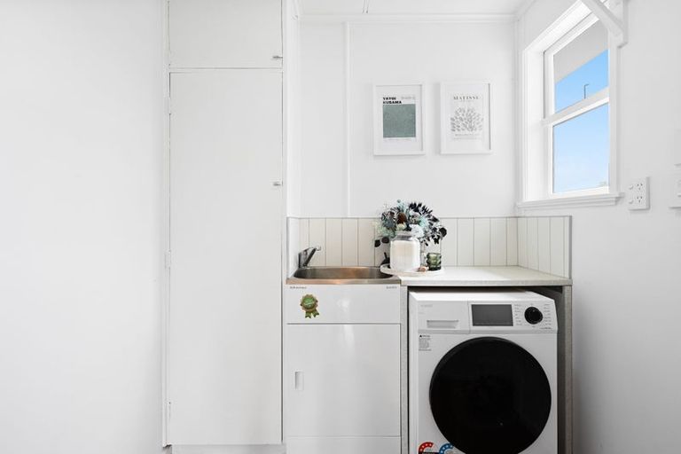 Photo of property in 128 Clarkin Road, Fairfield, Hamilton, 3214