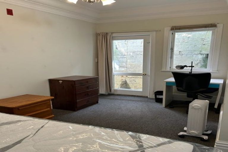Photo of property in 201 The Terrace, Wellington Central, Wellington, 6011