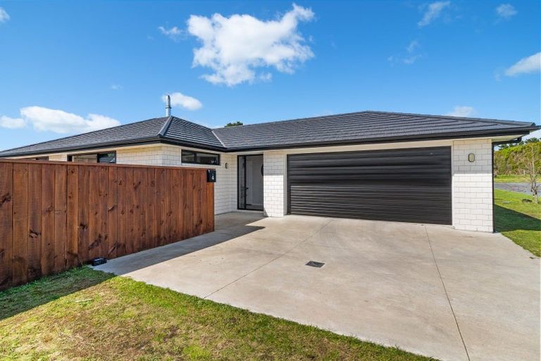 Photo of property in 4 Tangaroa Street, Waitara, 4320