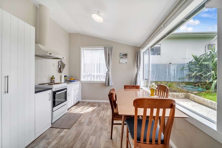 Photo of property in 35 Till Street, South Hill, Oamaru, 9400