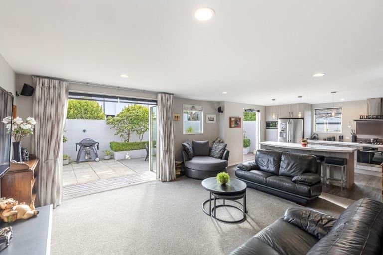 Photo of property in 28 Mayfair Street, Riccarton, Christchurch, 8011