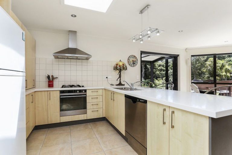 Photo of property in 240 Pine Valley Road, Dairy Flat, Silverdale, 0992