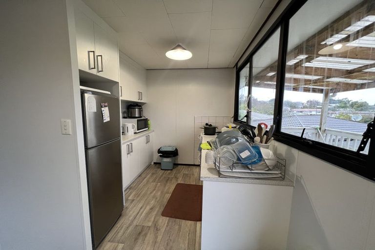 Photo of property in 22 Crosby Road, West Harbour, Auckland, 0618