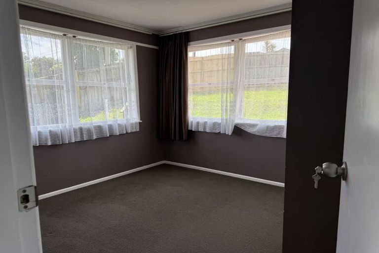 Photo of property in 1/19 O'halloran Road, Howick, Auckland, 2014