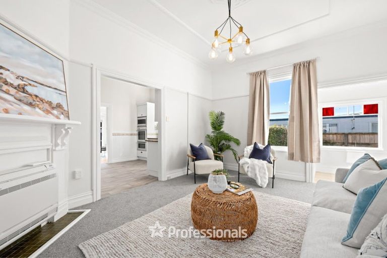 Photo of property in 17 William Street, Petone, Lower Hutt, 5012