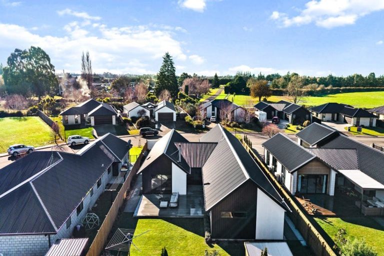 Photo of property in 8 Redhaven Rise, Netherby, Ashburton, 7700